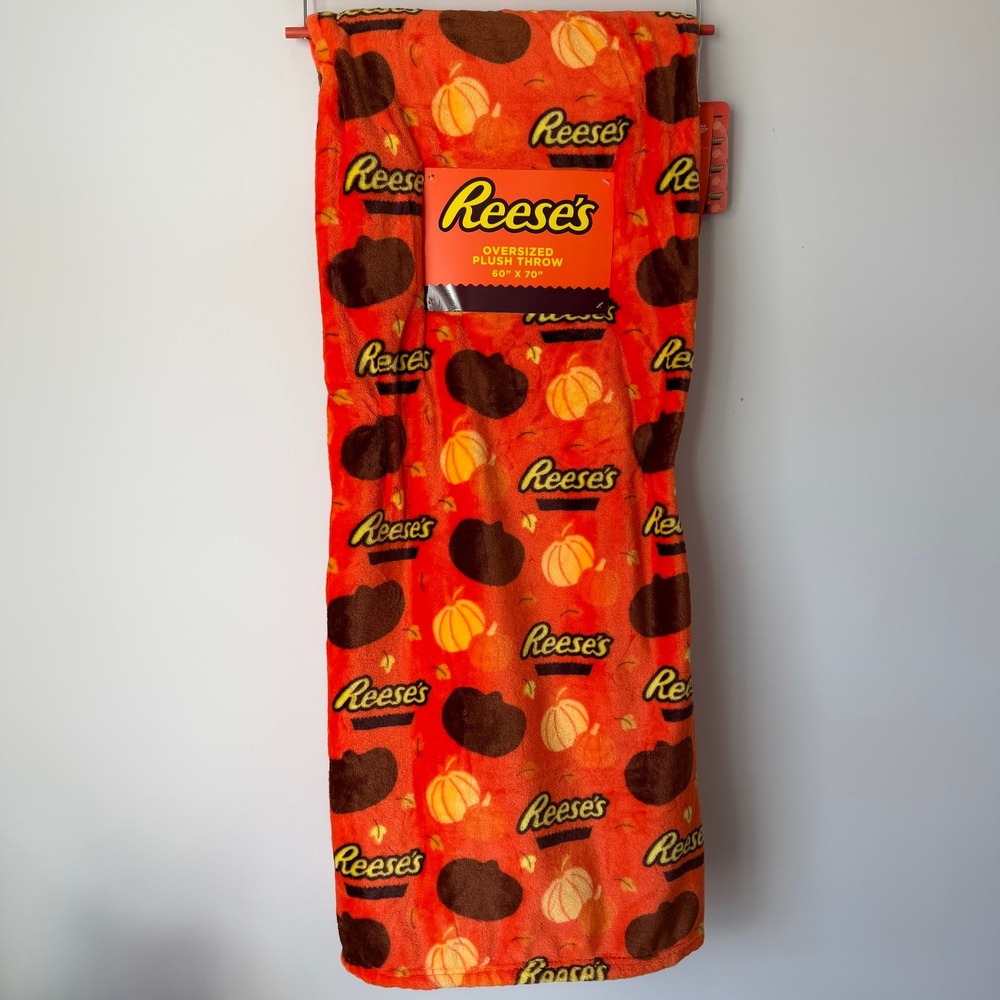 New Reese's 60x70 Orange Oversized Throw Blanket Fall Autumn Halloween Chocolate